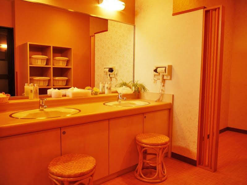 Hotel Route-Inn Aizu-Wakamatsu Zewnętrze zdjęcie